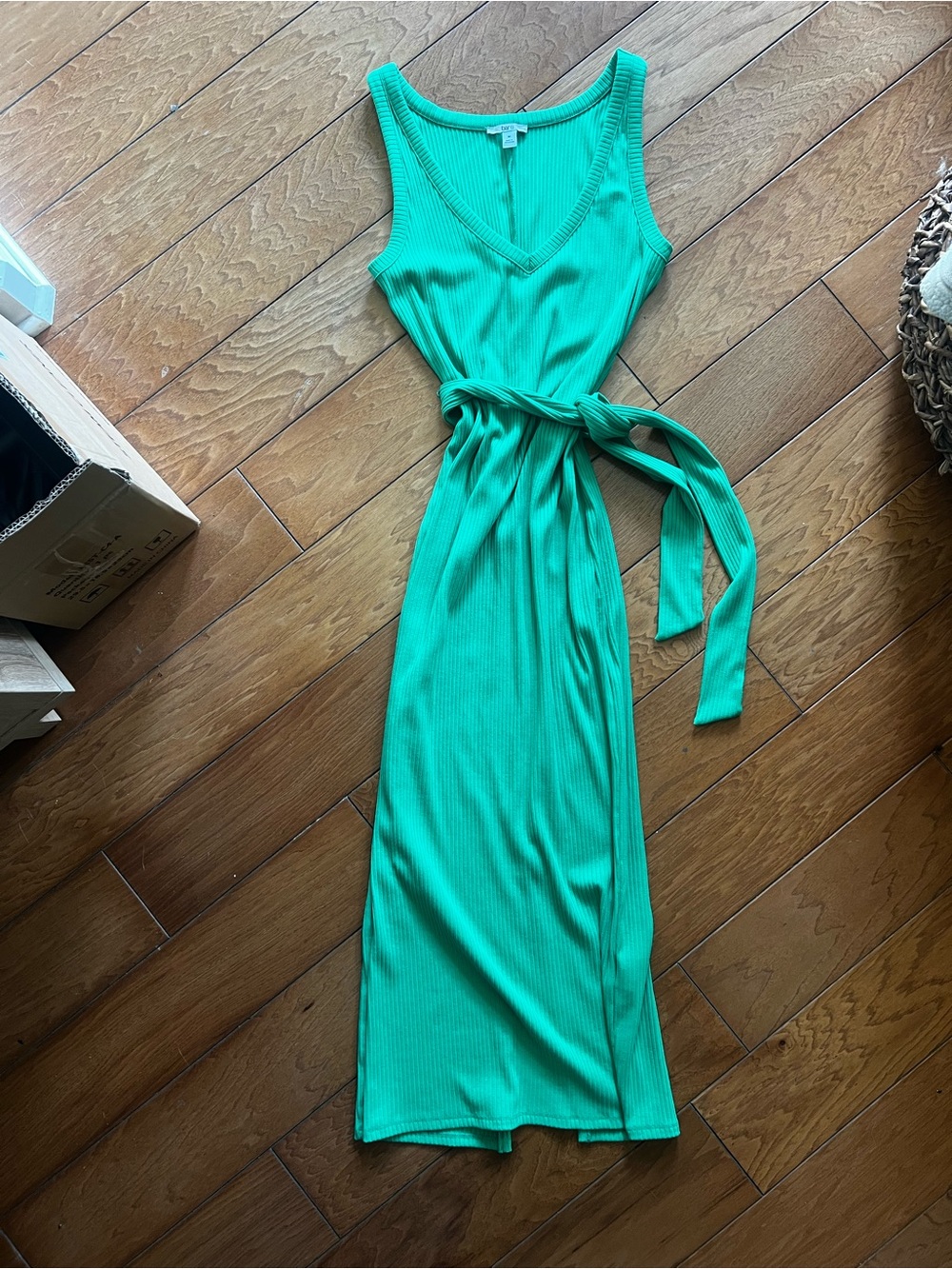 Bar III Bright Green Ribbed Maxi Dress with Waist Tie Sz M